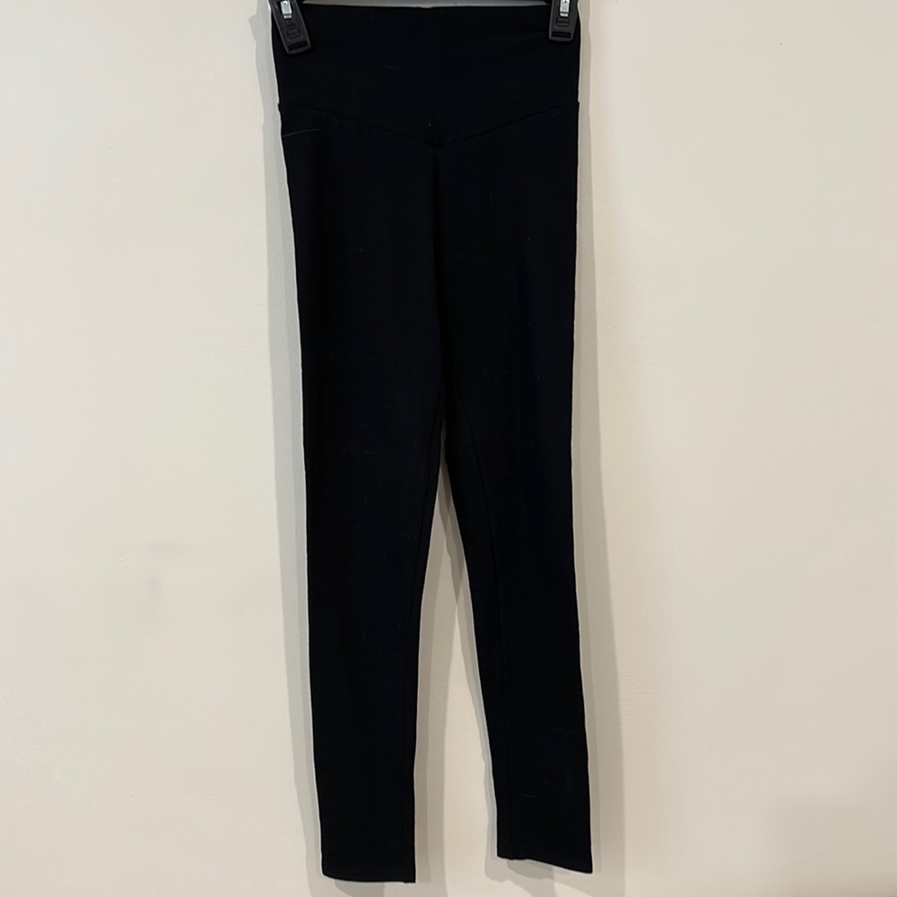 Black leggings